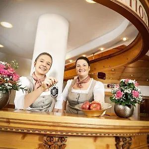 Отель Dehner Blumen