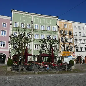 Отель Bayerischer Hof